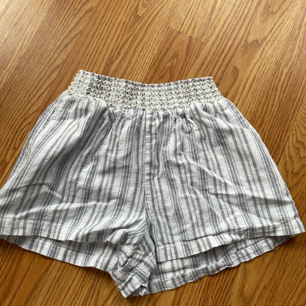 “Forever 21” Linen Summer Shorts